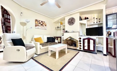 Reventa - Apartment -
Los Altos - Costa Blanca