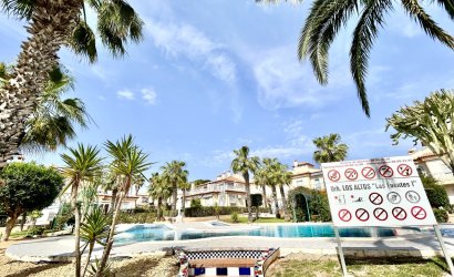Reventa - Apartment -
Los Altos - Costa Blanca
