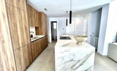 Reventa - Villa -
Las Filipinas - Inland
