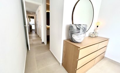 Reventa - Villa -
Las Filipinas - Inland