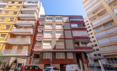 Resale - Apartment -
Torrevieja - Playa del Cura