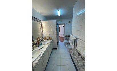 Herverkoop - Villa -
Villamartin - Costa Blanca