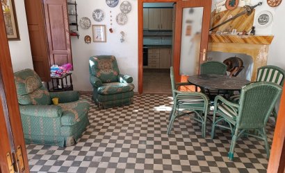Revente - Villa -
Yecla - Inland