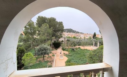 Revente - Villa -
Yecla - Inland