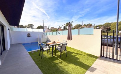 Reventa - Villa -
Villamartin - Costa Blanca