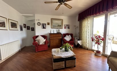 Herverkoop - Villa -
Villamartin - Costa Blanca
