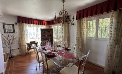 Herverkoop - Villa -
Villamartin - Costa Blanca