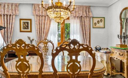 Herverkoop - Villa -
Torrevieja - Costa Blanca