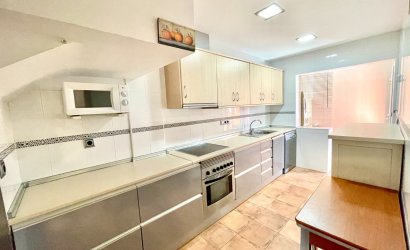 Herverkoop - Town House -
Torre de la Horadada - Costa Blanca