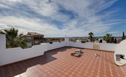 Herverkoop - Villa -
Torrevieja - La Siesta - El Salado - Torreta