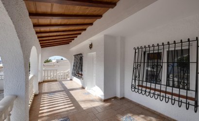 Herverkoop - Villa -
Torrevieja - La Siesta - El Salado - Torreta