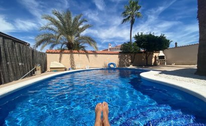 Herverkoop - Villa -
Torrevieja - La Siesta - El Salado - Torreta