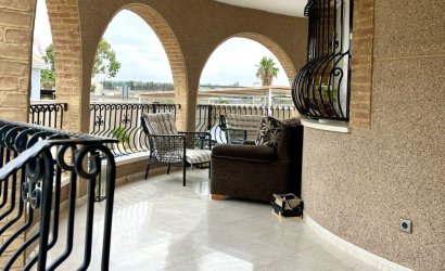 Reventa - Villa -
Benijofar - Costa Blanca