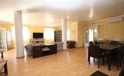 Herverkoop - Villa -
Orihuela Costa - Costa Blanca