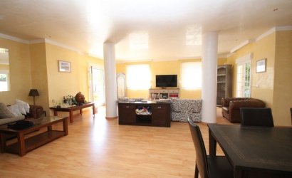 Herverkoop - Villa -
Orihuela Costa - Costa Blanca