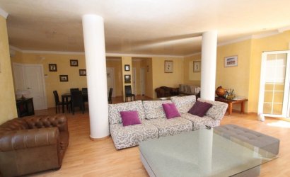 Herverkoop - Villa -
Orihuela Costa - Costa Blanca