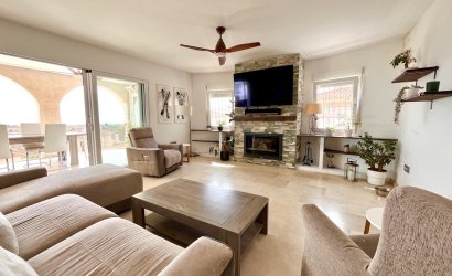 Resale - Villa -
San Miguel de Salinas - Inland