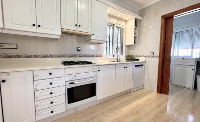 Resale - Villa -
San Miguel de Salinas - Inland