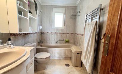 Resale - Villa -
San Miguel de Salinas - Inland