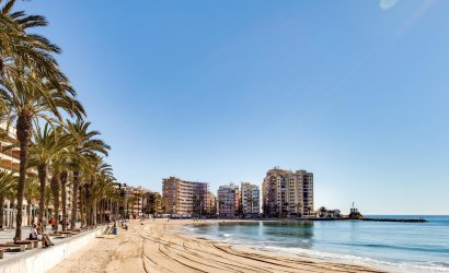 Herverkoop - Apartment -
Torrevieja - Playa del Cura