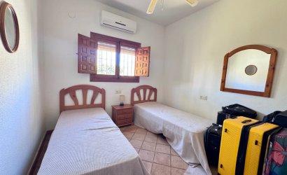 Revente - Villa -
Orihuela Costa - Costa Blanca