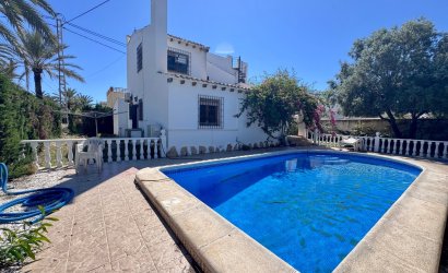 Revente - Villa -
Orihuela Costa - Costa Blanca