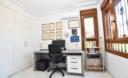 Resale - Villa -
Algorfa - Inland