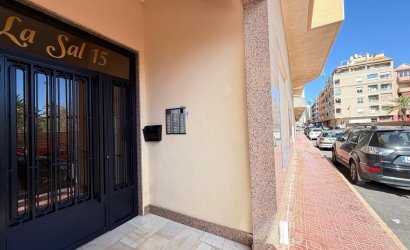 Herverkoop - Apartment -
Torrevieja - Playa del Cura