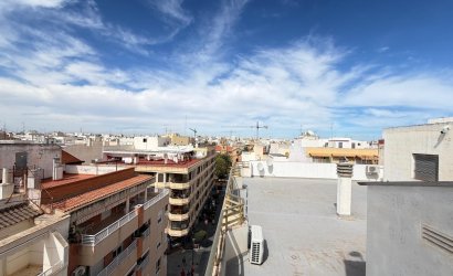 Revente - Apartment -
Torrevieja - Centro