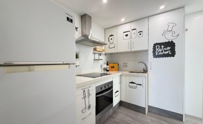 Revente - Apartment -
Torrevieja - Centro