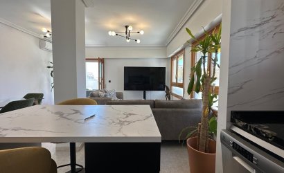 Resale - Apartment -
Torrevieja - Centro