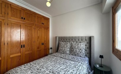 Resale - Apartment -
Torrevieja - Centro