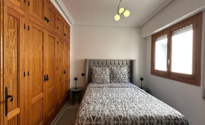 Resale - Apartment -
Torrevieja - Centro