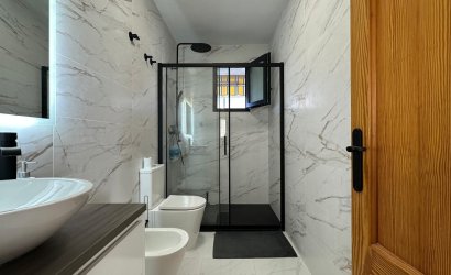 Resale - Apartment -
Torrevieja - Centro