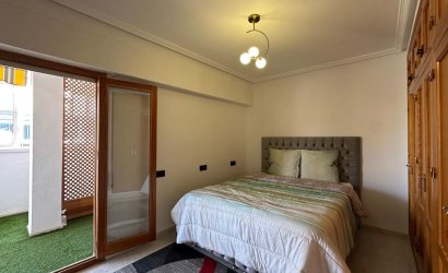 Resale - Apartment -
Torrevieja - Centro