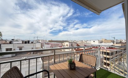 Revente - Apartment -
Torrevieja - Centro