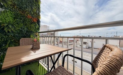 Revente - Apartment -
Torrevieja - Centro