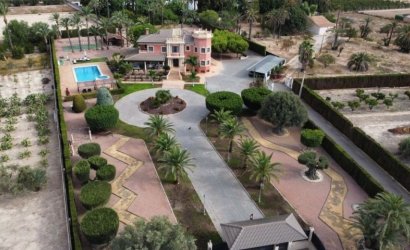 Reventa - Villa -
Elche - Costa Blanca