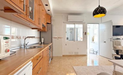 Resale - Bungalow -
Torrevieja - Costa Blanca