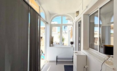 Resale - Bungalow -
Torrevieja - Costa Blanca