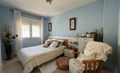 Revente - Villa -
Orihuela Costa - Costa Blanca