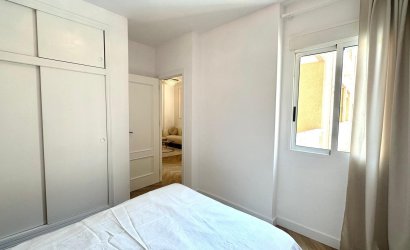 Revente - Apartment -
Torrevieja - Centro