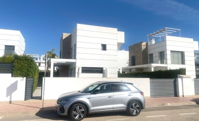 Reventa - Villa -
Ciudad Quesada - Doña Pepa