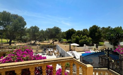 Revente - Villa -
Orihuela Costa - Costa Blanca