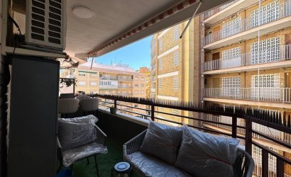 Revente - Apartment -
Torrevieja - Playa del Cura