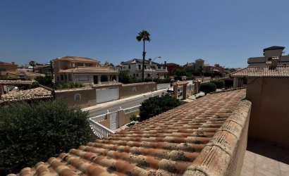 Resale - Semi Detached -
Torrevieja - Aguas Nuevas