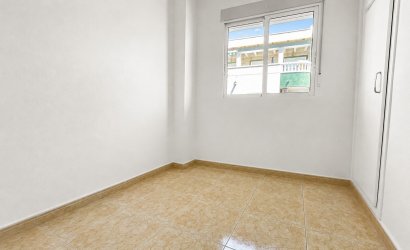 Herverkoop - Apartment -
Torrevieja - Playa de los Locos