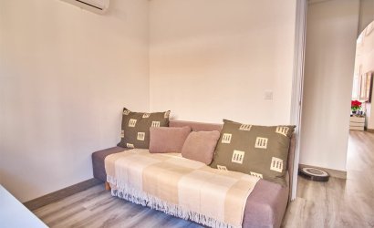 Herverkoop - Villa -
Los Montesinos - La Herrada
