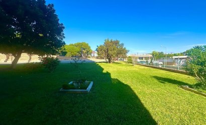 Revente - Apartment -
Orihuela Costa - Altos De Campoamor