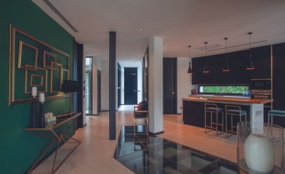 Resale - Villa -
Nueva Andalucía - Costa del Sol
